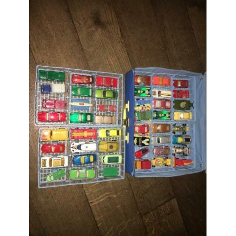Matchbox koffer vol met auto’s lesney etc