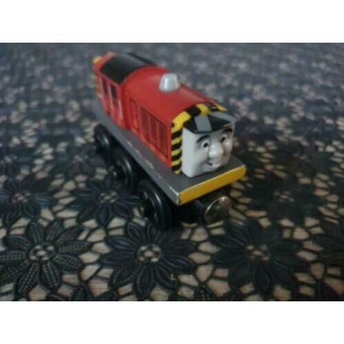 thomas de trein hout salty