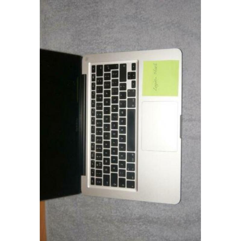 macbook pro 13 mid 2,53 Ghz, 8gb ram, 128 gb ssd 10.15.2 Cat