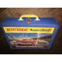 Matchbox koffer vol met auto’s lesney etc