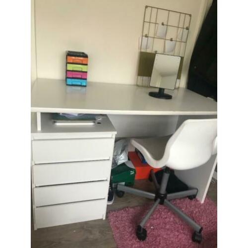 Witte bureau ikea met bureau stoel