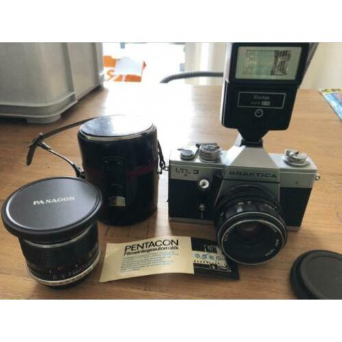 Oude fotocamera en filmcamera
