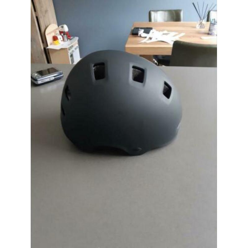 Mtb helm kind