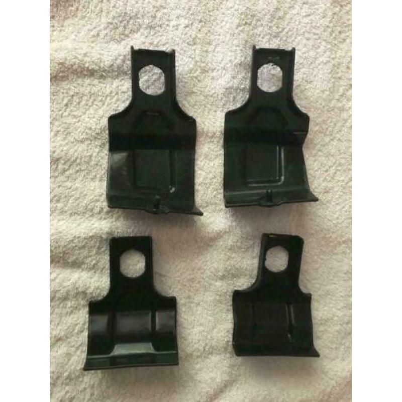 Thule kit 1618 voor VW Jetta sedan 2011-2019 voor dakdragers