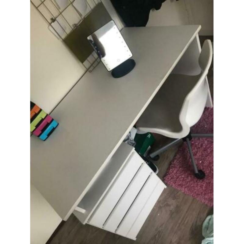 Witte bureau ikea met bureau stoel