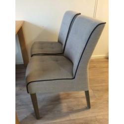 Compacte eethoek eetset bestaande 4 stoelen 1 tafel senioren