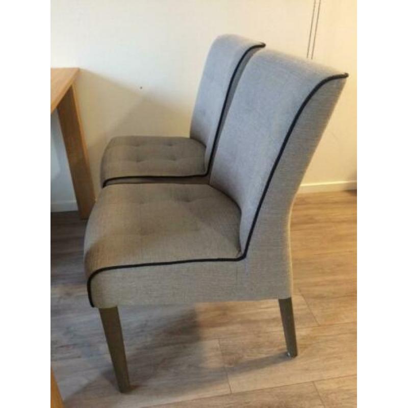 Compacte eethoek eetset bestaande 4 stoelen 1 tafel senioren