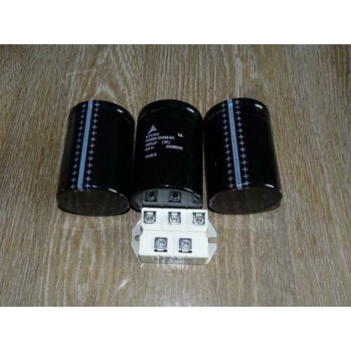 3 x Epcos Condensator 4800uF - 400Volt en gelijkrichtbrug 11