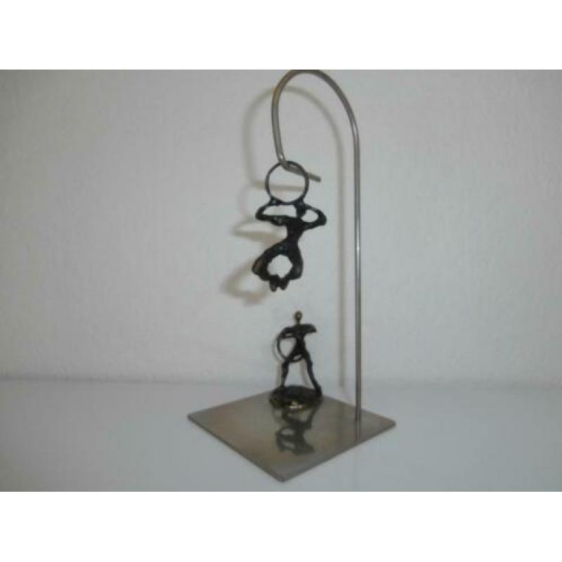 Brons,, Beeld 2 Atleten met/aan Ringen