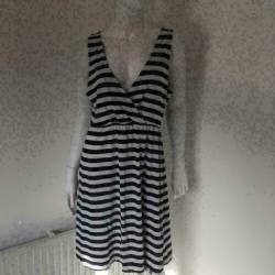 3699 Gloednieuwe jurk blauw/wit NIELSSON; Mt=L