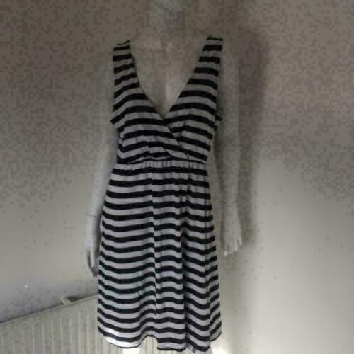 3699 Gloednieuwe jurk blauw/wit NIELSSON; Mt=L
