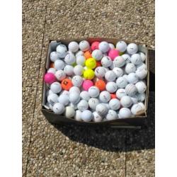 200 golfballen van alle merken voor 30 euro!