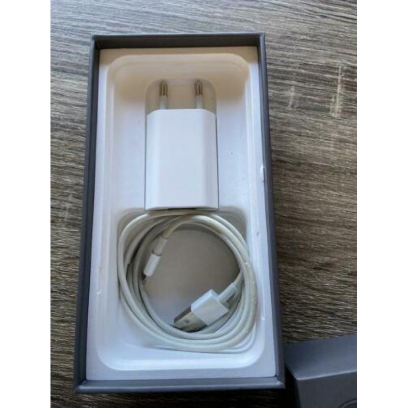 iPhone 8 64 gb