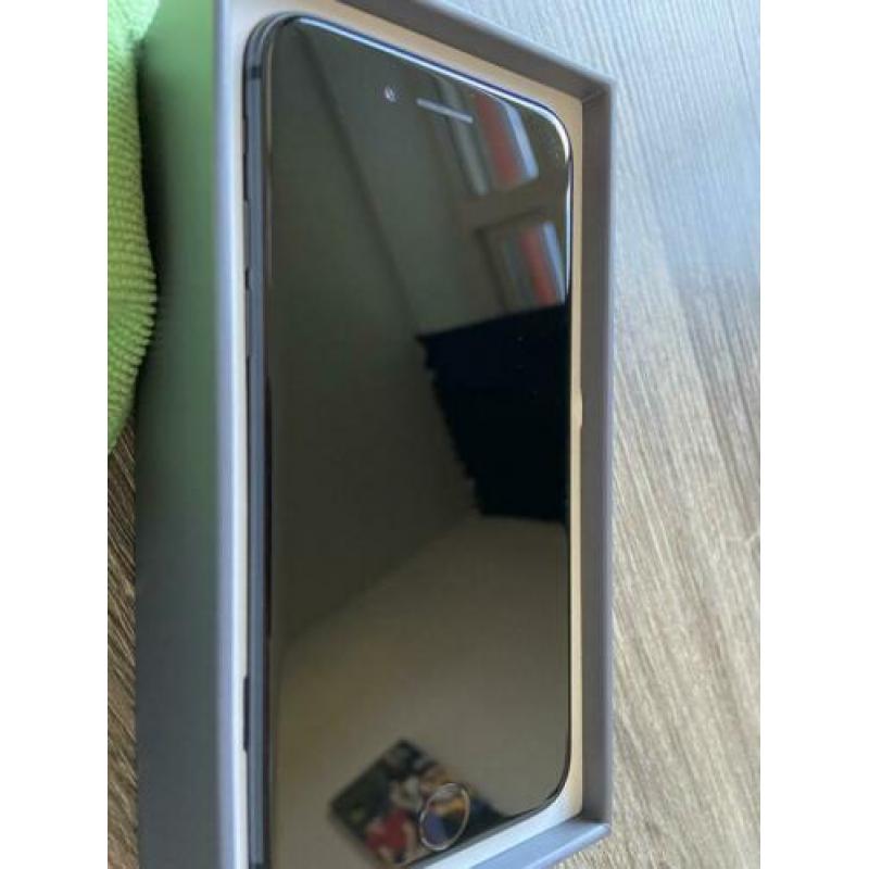 iPhone 8 64 gb