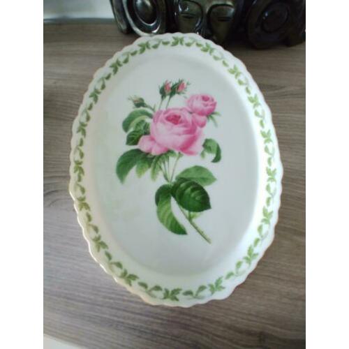 Schaal met bloemen