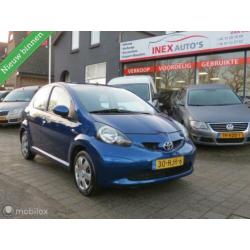 Toyota Aygo 1.0-12V Airco 5-deurs Dealer onderhouden