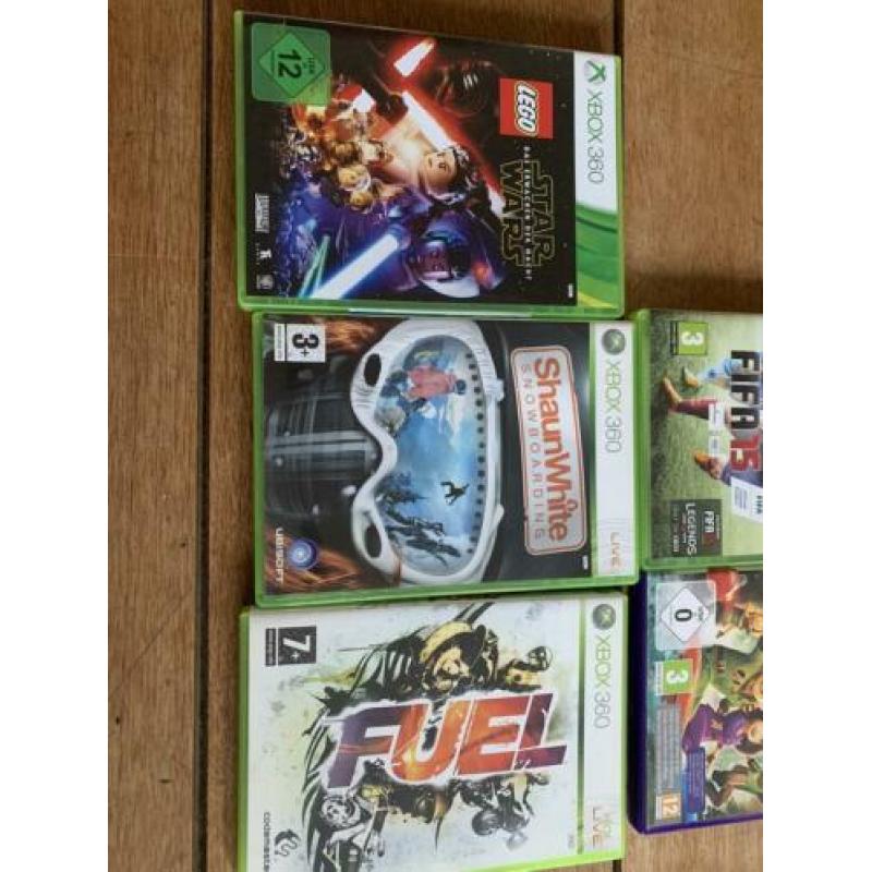 Xbox 360 met 8 spellen en Kinect