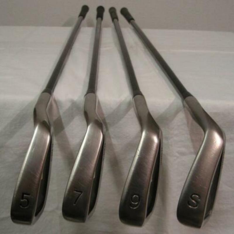 Black-Diamond (winterset) IJzers 5-7-9-S