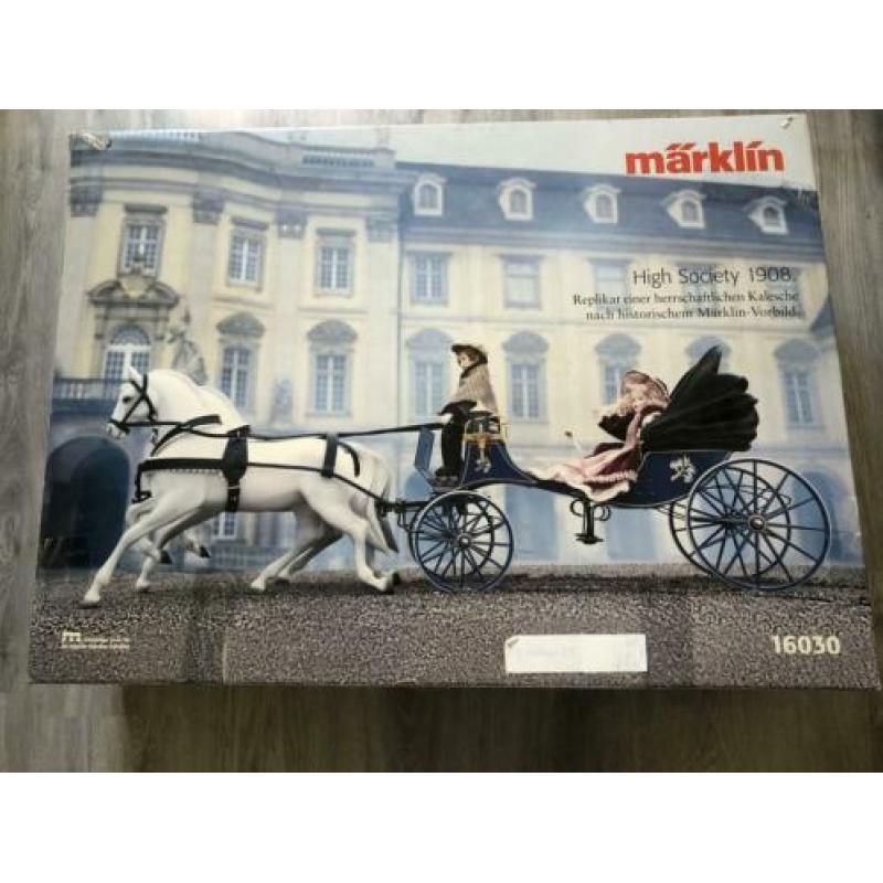 Marklin 16030 koets met porseleinen paarden