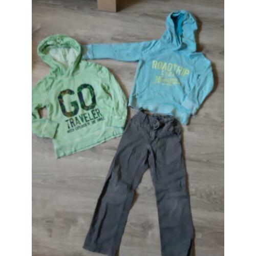 2 truien/hoodies Mitch en broek Mexx maat 116