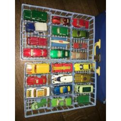 Matchbox koffer vol met auto’s lesney etc