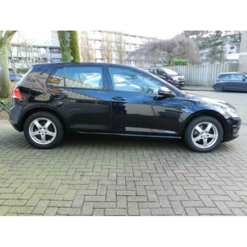 Volkswagen Golf 1.2 TSI Trendline 5Deurs Hb Airco LMV