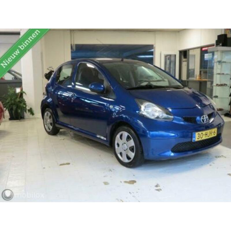 Toyota Aygo 1.0-12V Airco 5-deurs Dealer onderhouden