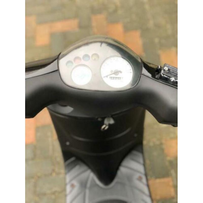 Piaggio Zip | 2014 | 4995km | SP | Snor | 4Takt