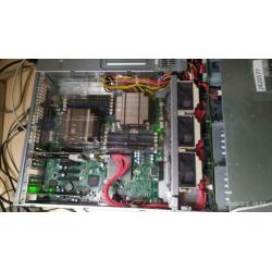 Supermicro X8DT6 2U Rack 64GB ,4x300GB SAS, 2 x XEON E5645