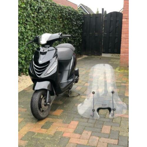 Piaggio Zip | 2014 | 4995km | SP | Snor | 4Takt