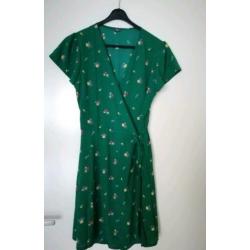 Groen Overslag jurkje met bloemetjes retro look 38 m