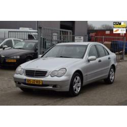 Mercedes-Benz C-klasse 200 K. Classic | Airco | Cruise | NAP