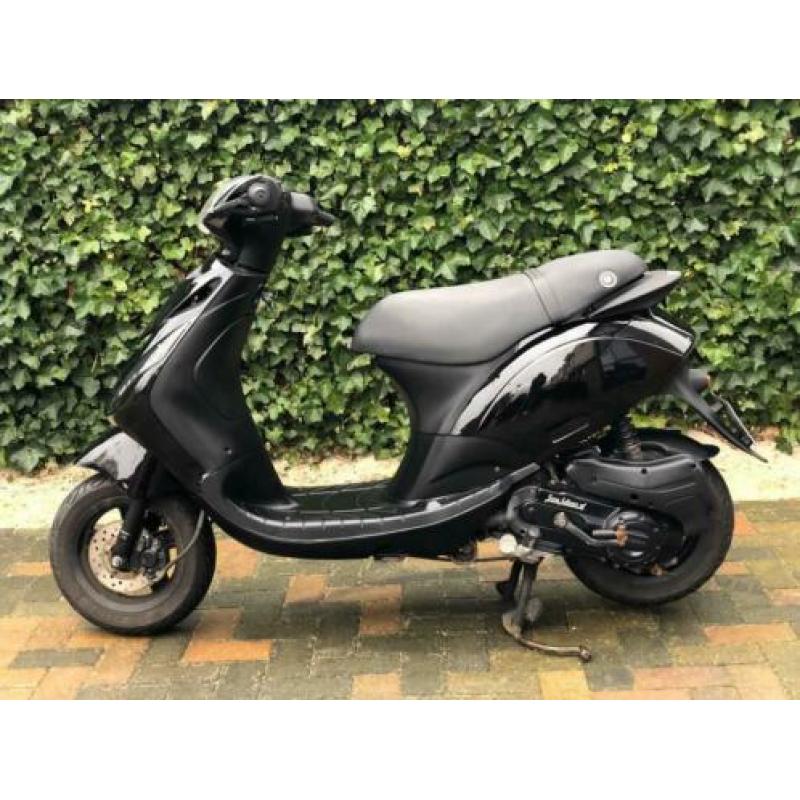 Piaggio Zip | 2014 | 4995km | SP | Snor | 4Takt