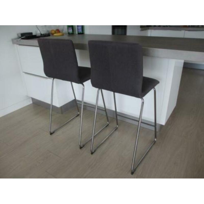 twee barkrukken Volfgang Ikea