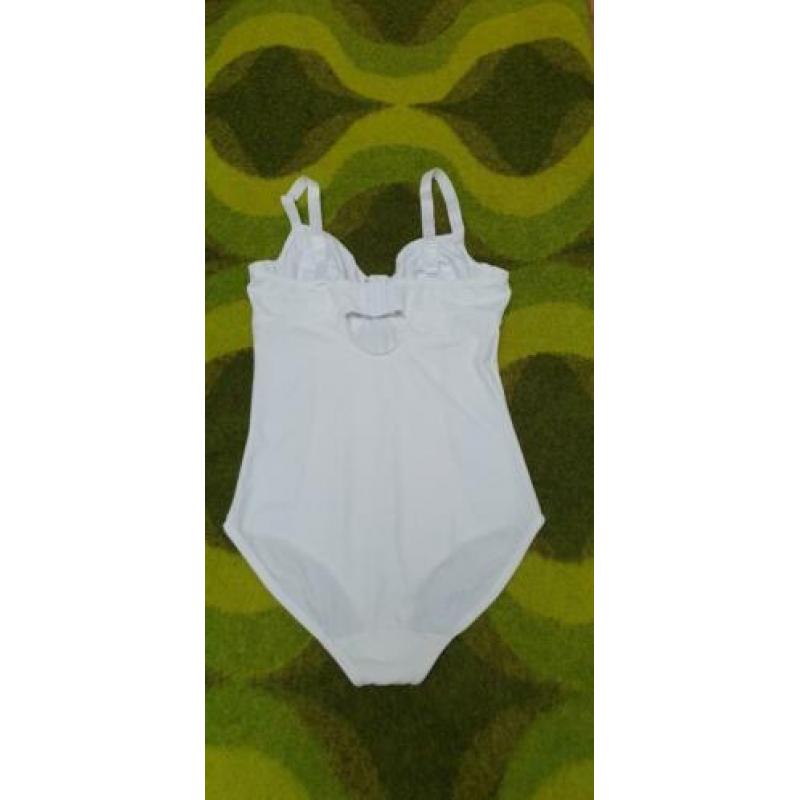 Nieuw wit badpak bonprix 90d