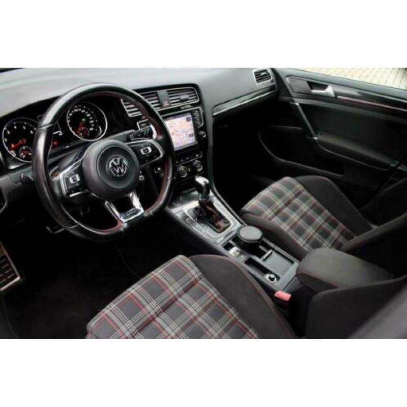 Volkswagen Golf 2.0 TSI GTI 230PK PERFORMANCE DSG *!* PANODA