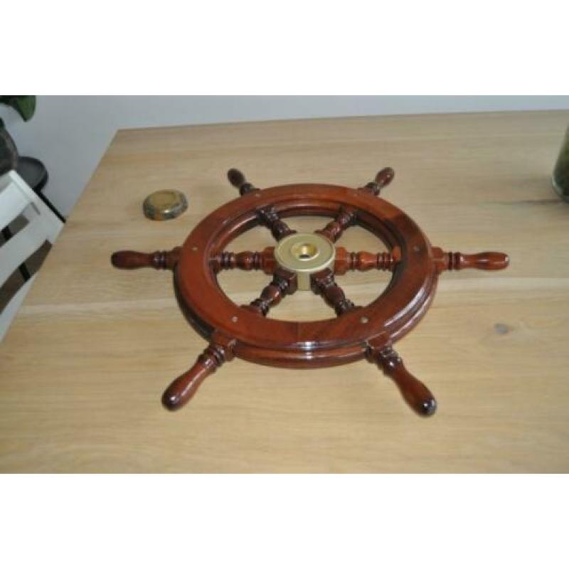 Klassiek mahonie stuurwiel 65cm