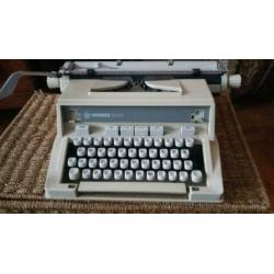 Prima HERMES 3000 Typemachine werkt erg goed.