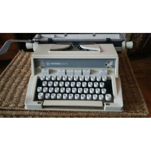 Prima HERMES 3000 Typemachine werkt erg goed.