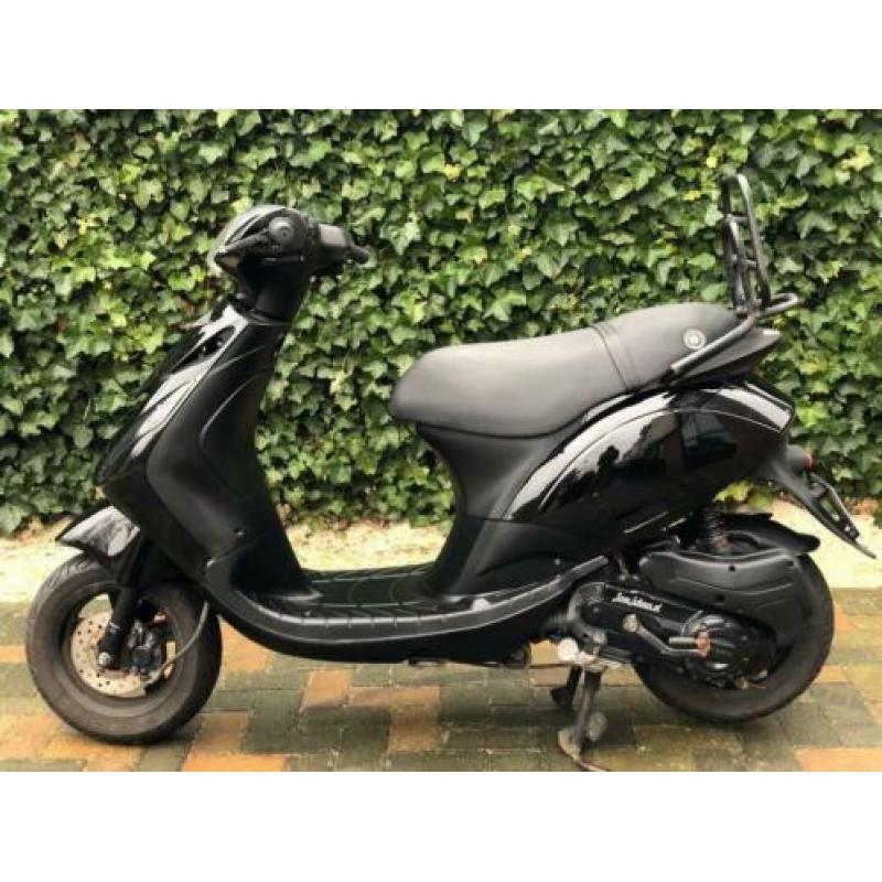 Piaggio Zip | 2014 | 4995km | SP | Snor | 4Takt