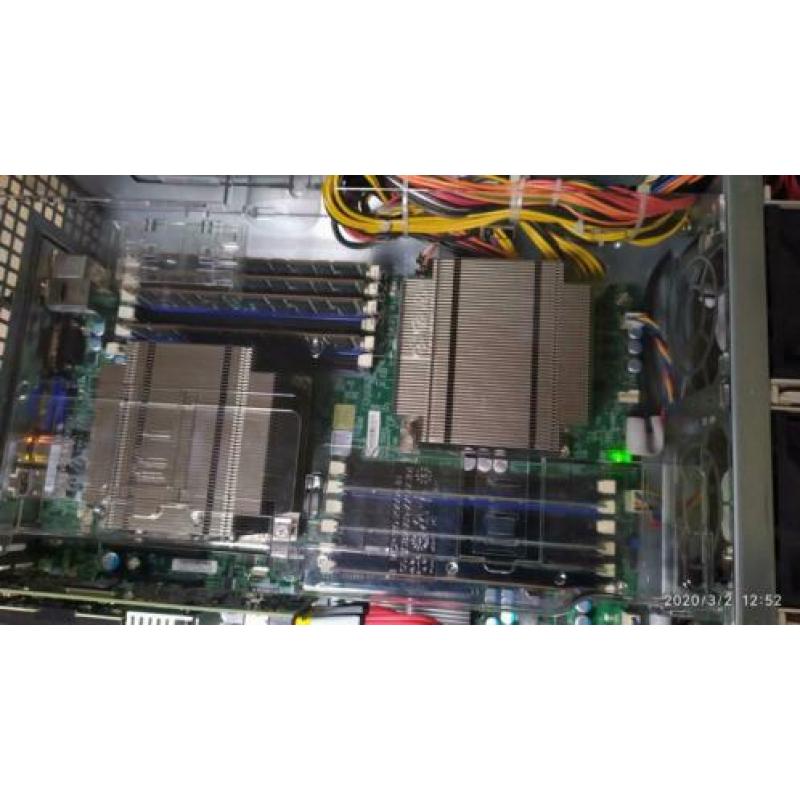 Supermicro X8DT6 2U Rack 64GB ,4x300GB SAS, 2 x XEON E5645