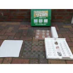 te koop 4 glazen spellen nieuw in doos