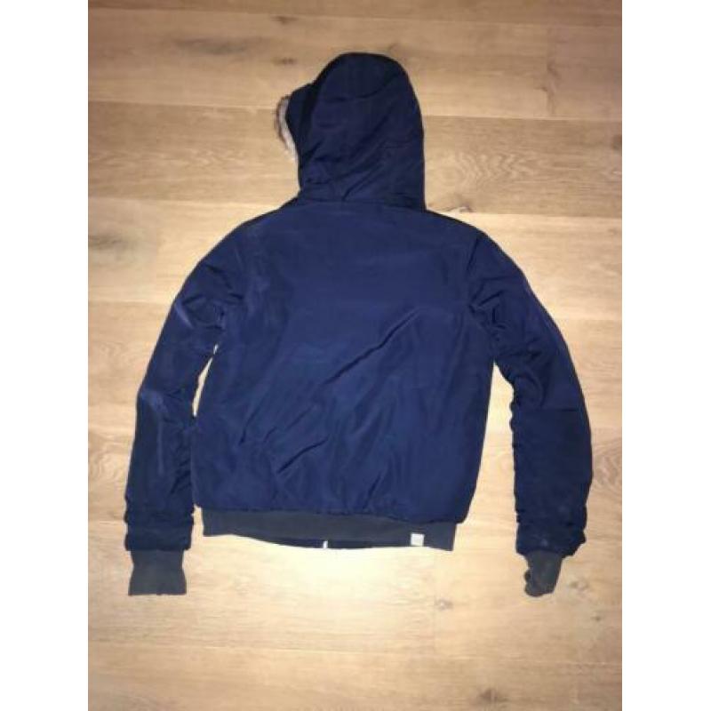 Winterjas van het merk bench maat 164 donkerblauw