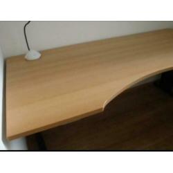 Bureau met kast