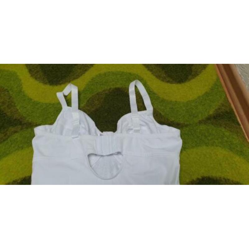 Nieuw wit badpak bonprix 90d