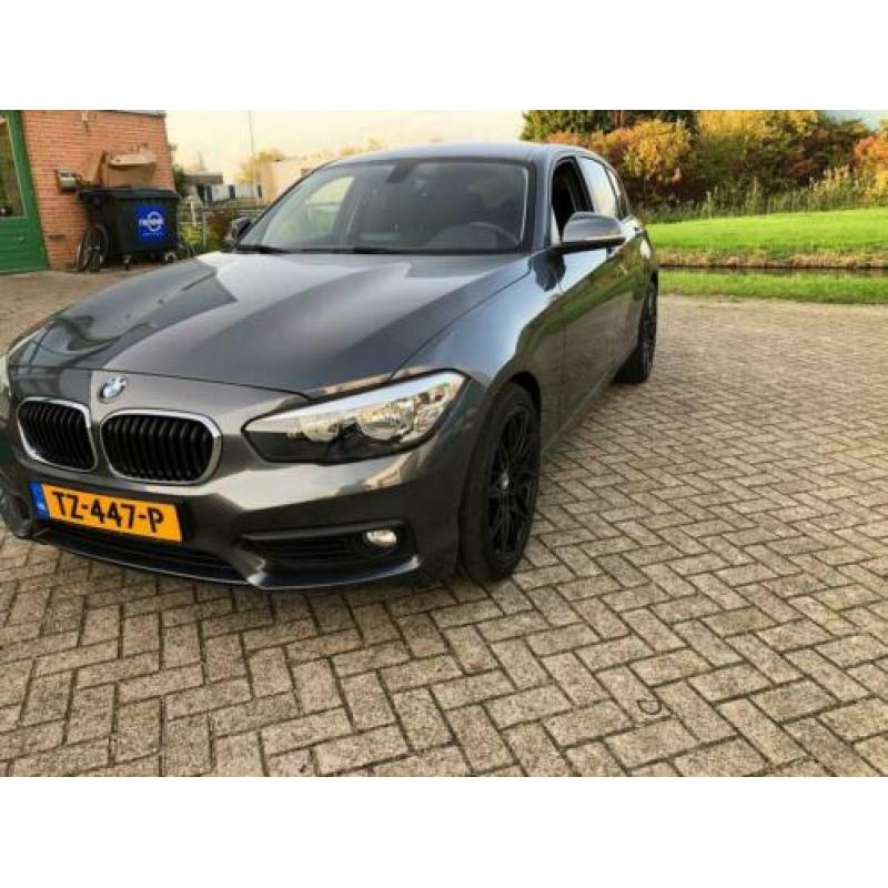 BMW 1-Serie 2.0 118D 5DR AUT 2016 Grijs