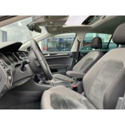 Volkswagen Golf 1.4 TSI Highline Business R | PANO | STOELVE