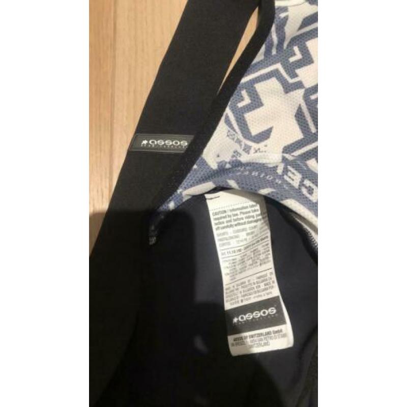 Nieuwe Assos Cento Evo fietsbroek maat M