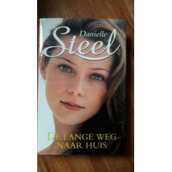 6 Danielle Steel boeken te koop