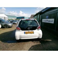 Toyota Aygo 1.0-12V Comfort 5-deurs airco el.ramen stuurbekr